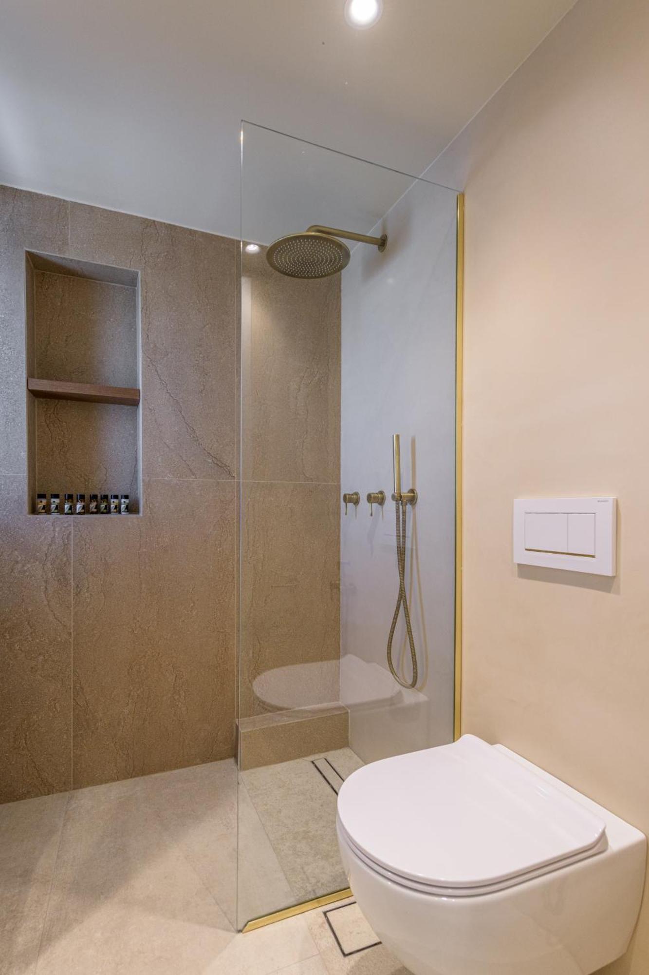 Hotel Eleni Adámasz Kültér fotó